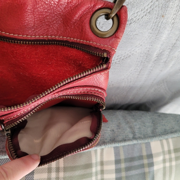 Roots Red Leather Crossbody Bag with Front Pockets - Picture 9 of 10
